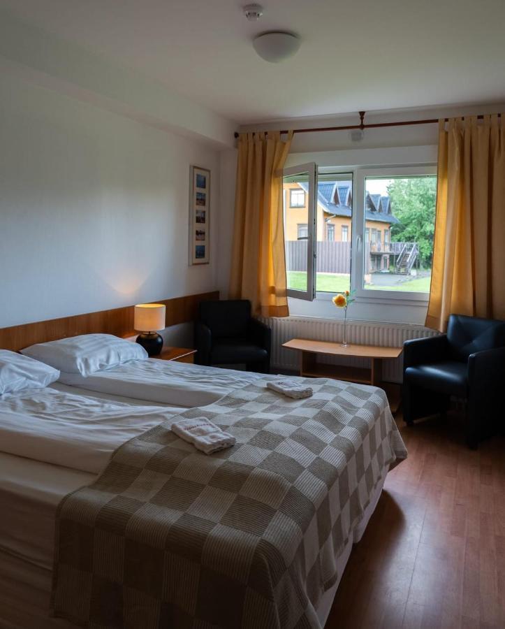 Hotel Leirubakki Bagian luar foto